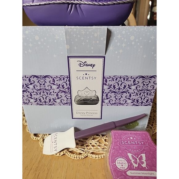 Scentsy DISNEY PRINCESS TIARA Wax Warmer + Scentsy Bar - Picture 2 of 6